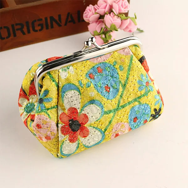 Lady Vintage Embroidered Coin Purse Women Creative Hasp Flower Small Purse Hand Lipstick Makeup Storage Bag Key Card Holder