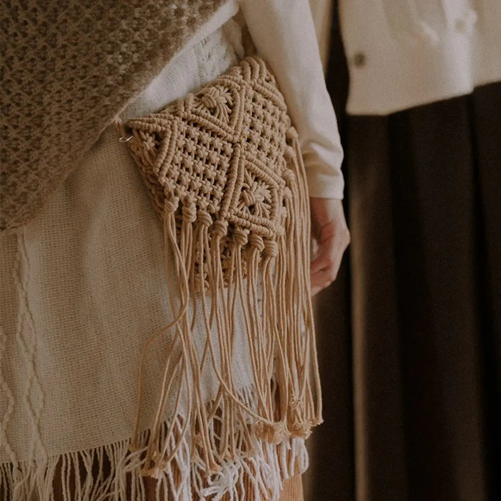 Simple Ethnic Style Woven Straw Bag Solid Color Fringe Tassel Shoulder Bag Coin Purse Phone Bag Women Crossbody Bag Beach