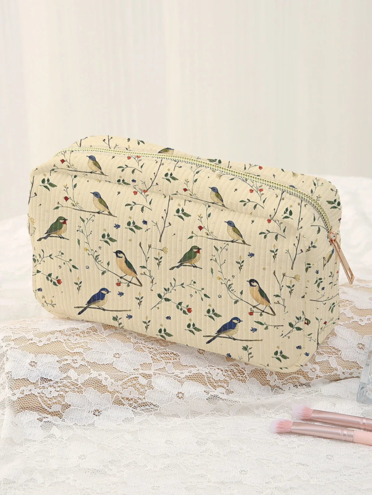 Fresh countryside style, birds with floral prints, cosmetic bag, large capacity, travel toys bag, ladies' Makeup Storage Bag