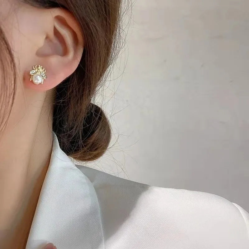 Honey Bee Pearl Stud Earrings – Sweet Gold Bee with Simulated Pearl