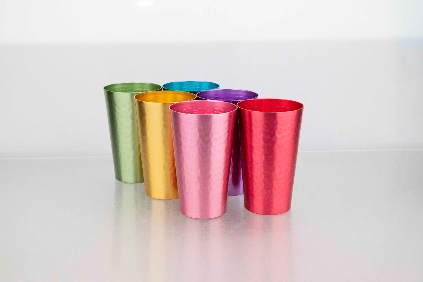 Retro Hammered Aluminum Tumblers Set – Bright 1970s Colorful Drinking Cups