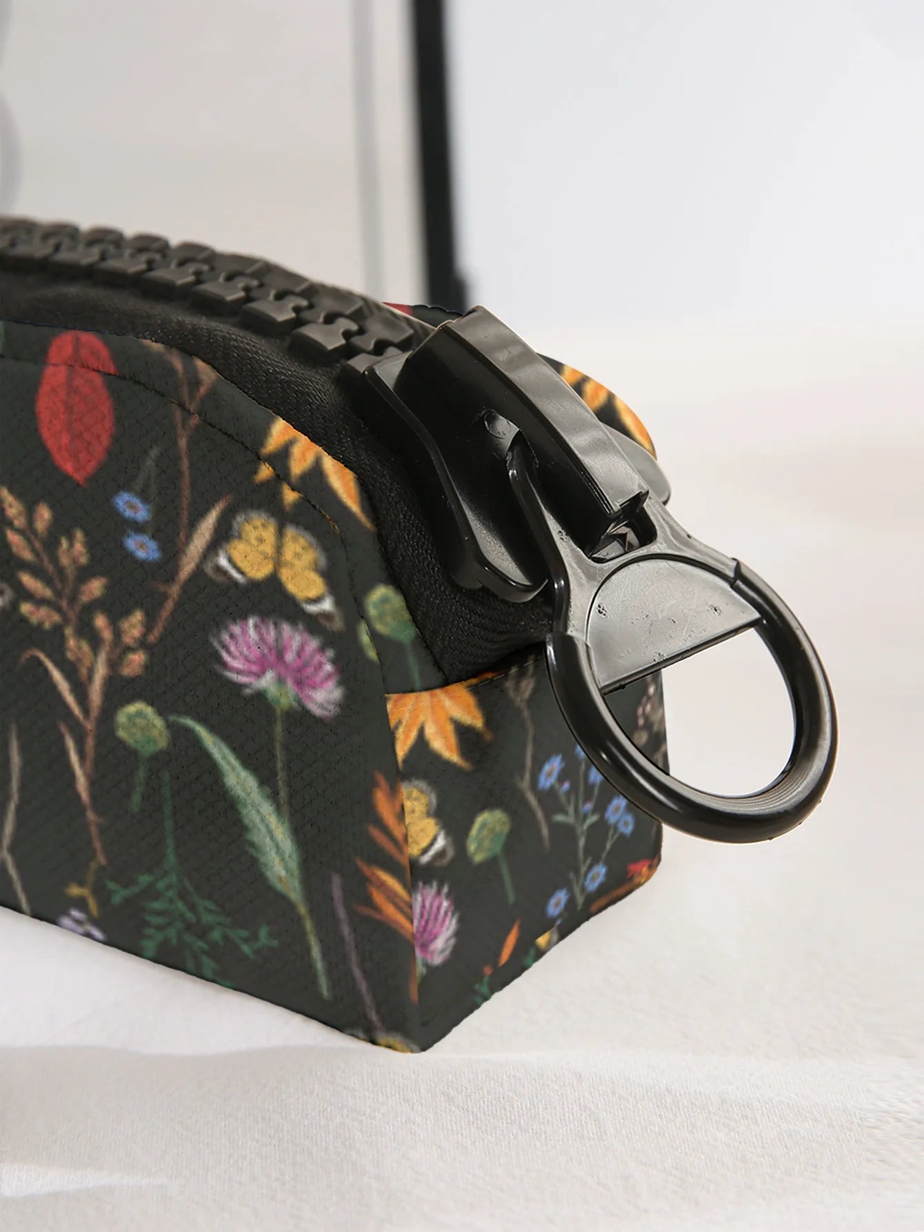 1 piece, large zipper wildflower pattern printed makeup bag, large zipper stationery pencil case, suitable for school supplies