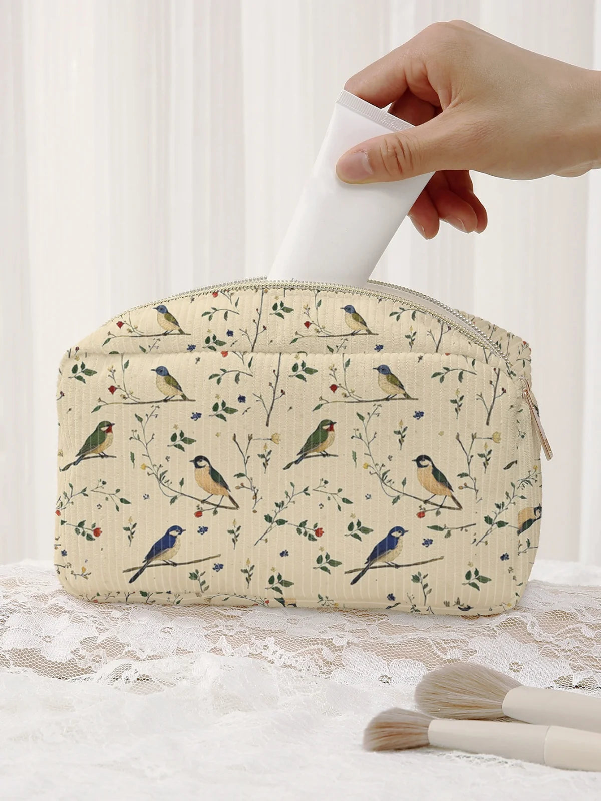 Fresh countryside style, birds with floral prints, cosmetic bag, large capacity, travel toys bag, ladies' Makeup Storage Bag