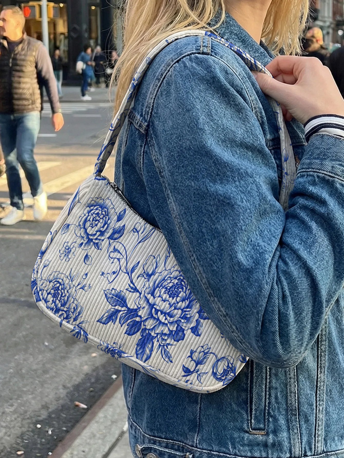 Trendy Blue Floral Print Shoulder Bag, White Corduroy Underarm Bag for Daily Casual Use
