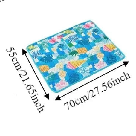 Size chart for pet cooling mat with dimensions in cm and inches.